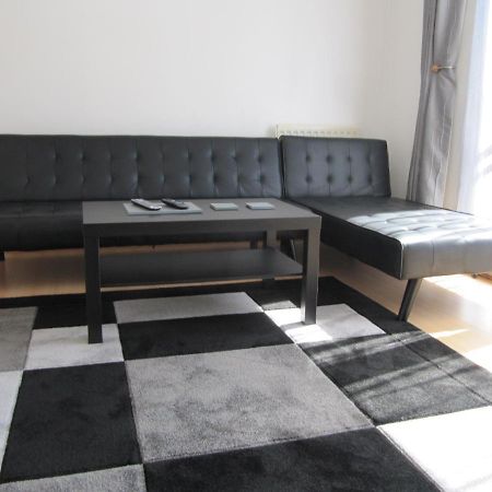 Cozy Off Road 2 Bedroom Cottage Apartment With Free Wi-Fi And Private Parking Glasgow Exterior foto