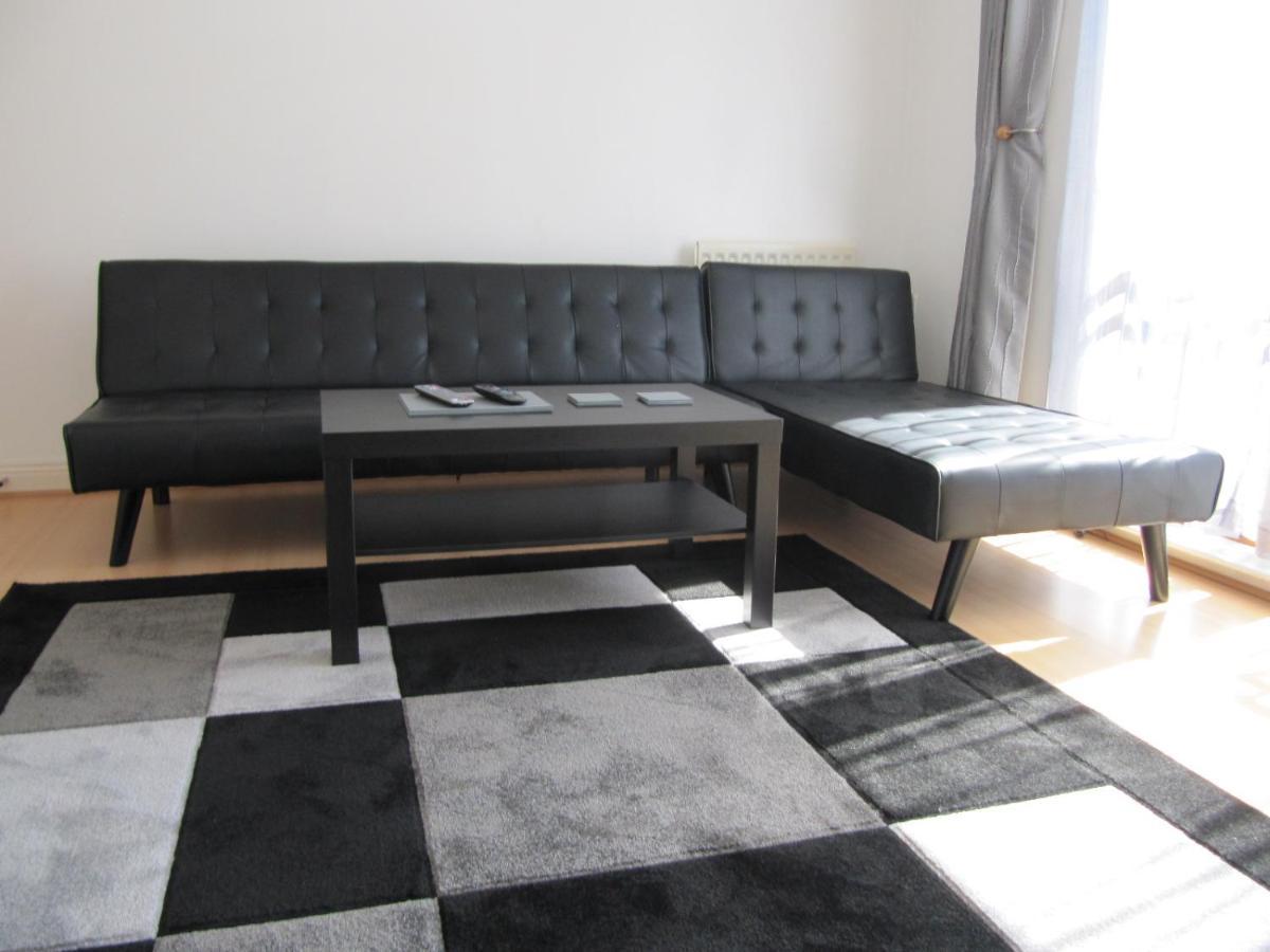 Cozy Off Road 2 Bedroom Cottage Apartment With Free Wi-Fi And Private Parking Glasgow Exterior foto