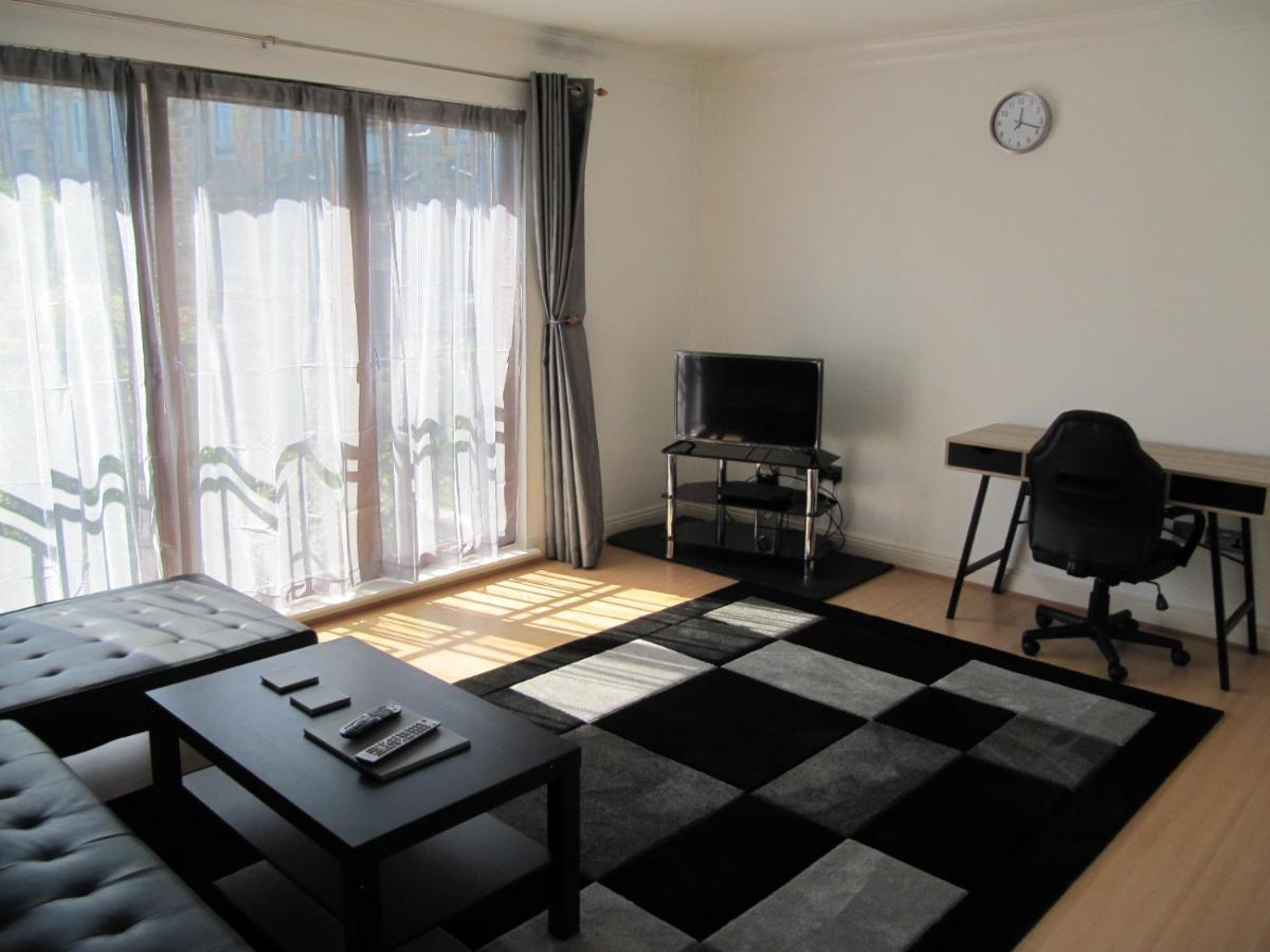 Cozy Off Road 2 Bedroom Cottage Apartment With Free Wi-Fi And Private Parking Glasgow Exterior foto