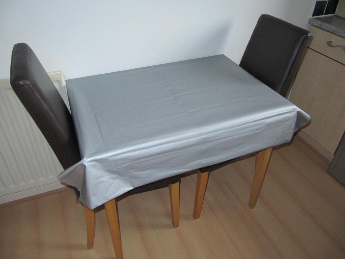 Cozy Off Road 2 Bedroom Cottage Apartment With Free Wi-Fi And Private Parking Glasgow Exterior foto